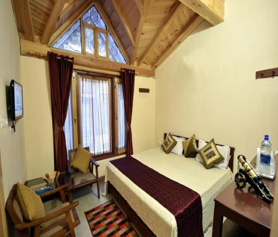 Stayapart I The Maple Residences - Lake Front ناينيتال المظهر الخارجي الصورة